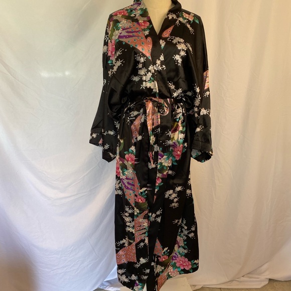 Applesauce Other - Women’s Kimono Robe